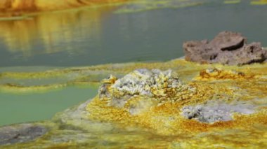yakın çekim görüntülerini kükürt ve kaynar su, dallol, Etiyopya, Afrika'nın volkanik depresyon