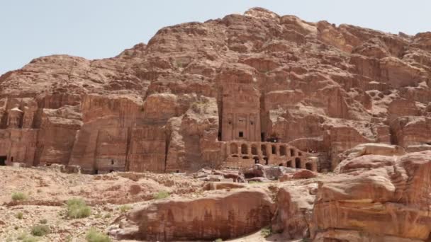 Menschen Fuß Der Nähe Der Antiken Stätte Petra Jordanien — Stockvideo