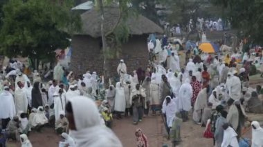 dini bayram kutlama sırasında kimliği belirsiz kişi doğal görünümü 