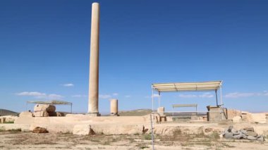 Pasargad eski tapınak İran'ın görüntülerini
