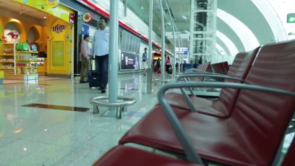 Internationaler Flughafen Von Dubai Den Emiraten — Stockvideo
