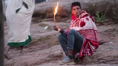 dini bayram kutlama sırasında kimliği belirsiz kişi doğal görünümü 