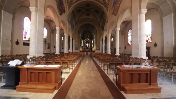 意大利图尔比戈天主教教堂内部 — 图库视频影像