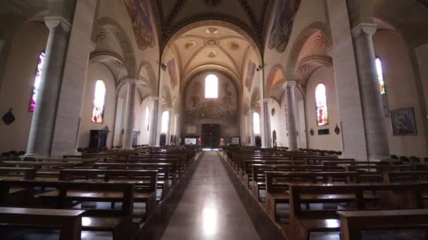 Innenraum Der Katholischen Kirche Turbigo Italien — Stockvideo