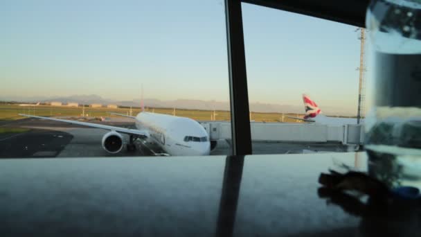 Nemzetközi Repülőtér Cape Town Ban Dél Afrikában — Stock videók