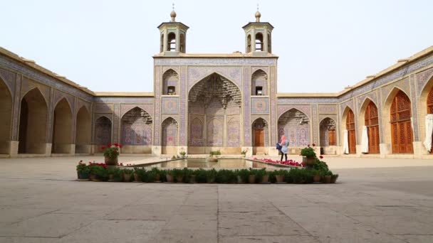 Όμορφο Ανατολίτικο Παλαιό Τζαμί Στο Ιράν — Αρχείο Βίντεο