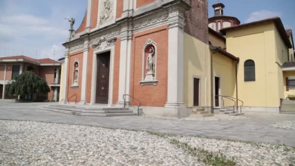 Riprese Panoramiche Dell Antico Edificio Religioso Cattolico Italia — Video Stock