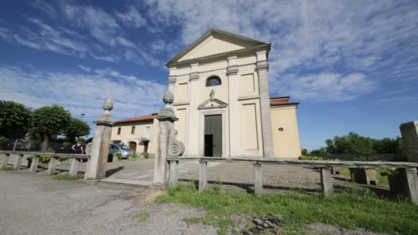 Riprese Panoramiche Dell Antica Chiesa Cattolica Italia — Video Stock