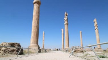 turist Persepolis eski kalıntıları, İran'ın tarihi hedef anıtlar 