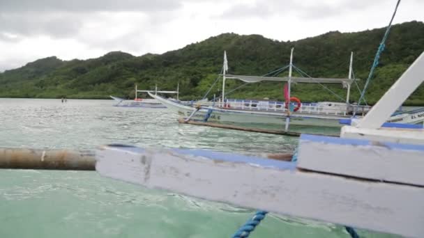Passeio Barco Colina Filipinas — Vídeo de Stock