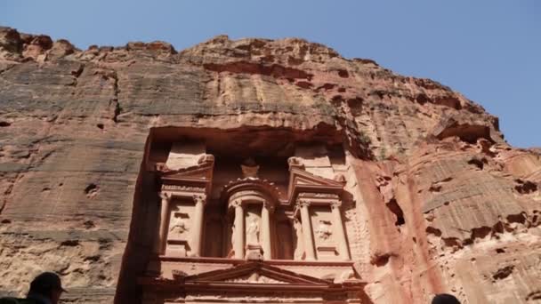 Riprese Turisti Antico Sito Petra Nel Monastero Giordania — Video Stock