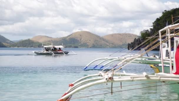 Pessoas Turistas Barco Mar Filipinas — Vídeo de Stock