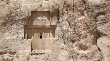 İran 'da Persepolis yakınlarındaki eski kalıntılar