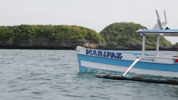 Mensen Toeristen Van Een Boot Zee Filipijnen — Stockvideo