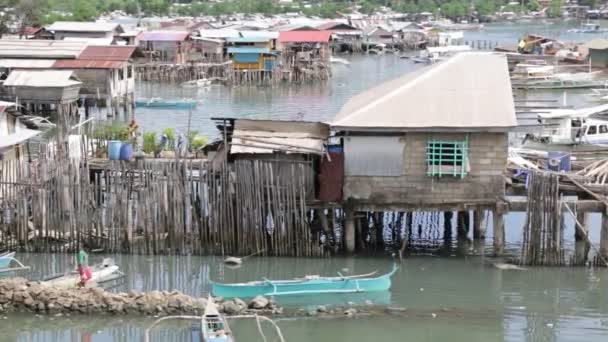 Yoksul Insanlar Için Gecekondu Filipinler Yoksulluk Bozulma Kavramı — Stok video