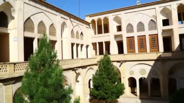 İran'da eski Farsça binanın dış