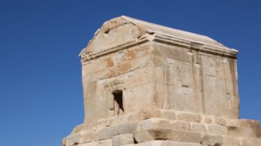 Pasargad eski tapınak İran'ın görüntülerini