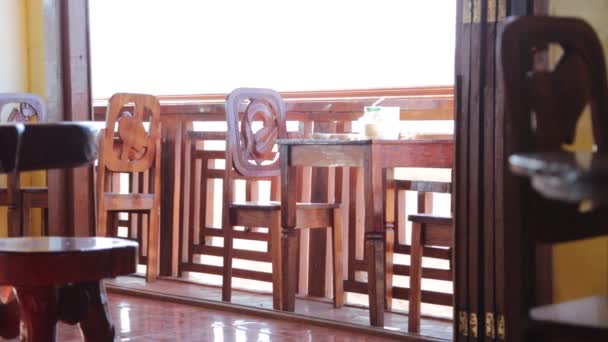 Zabytkowa Pusta Drewniana Restauracja Dla Turystów Filipinach — Wideo stockowe