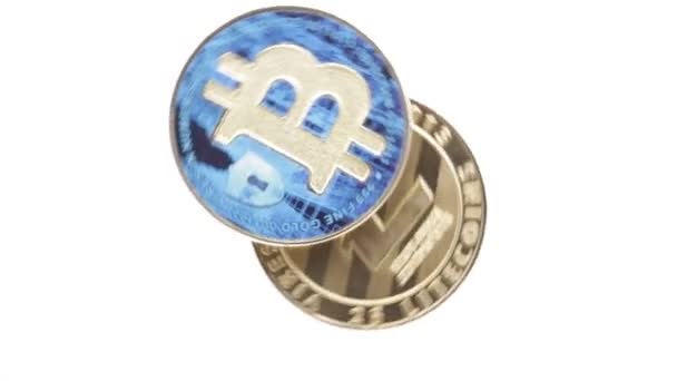 Filmmaterial Von Rotierenden Bitcoin Und Litecoin Münzen Isoliert Auf Weiß — Stockvideo