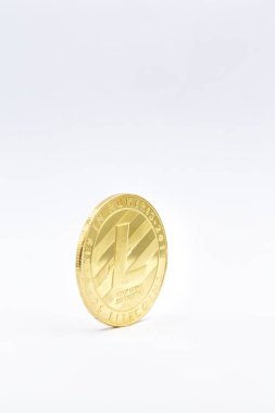 litecoin üzerinde beyaz izole yakın çekim çekim