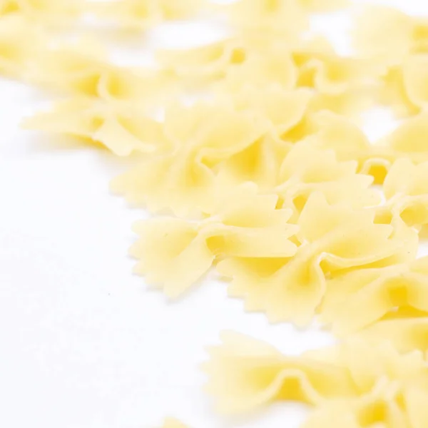 Weißen Hintergrund Und Kopieren Raum Die Rohe Pasta Konzept Der — Stockfoto