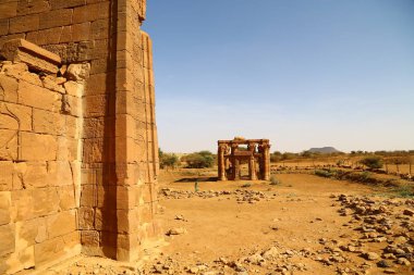 Afrika sudan naqa çölün ortasında siyah Firavunlar antik Tapınağı