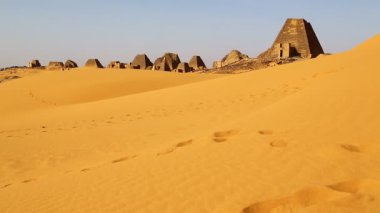 sahara Çölü'nde siyah Firavunlar antik Tapınağı 