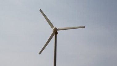 eolic pole like concept of green energy in Sudan, Africa