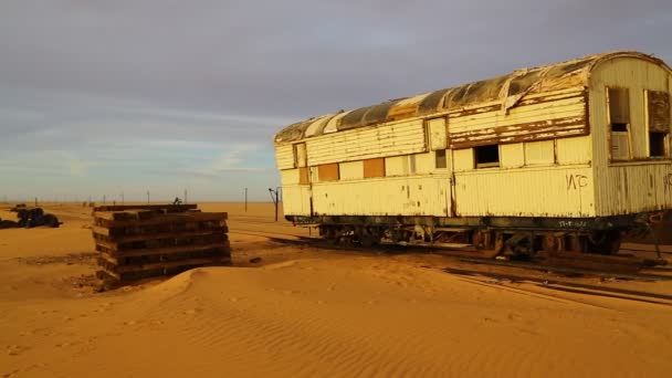 スーダンの砂漠の古い駅 — ストック動画