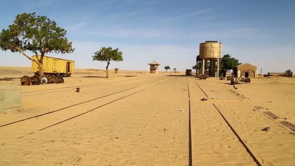 Antigua Estación Desierto Sudán — Vídeo de stock