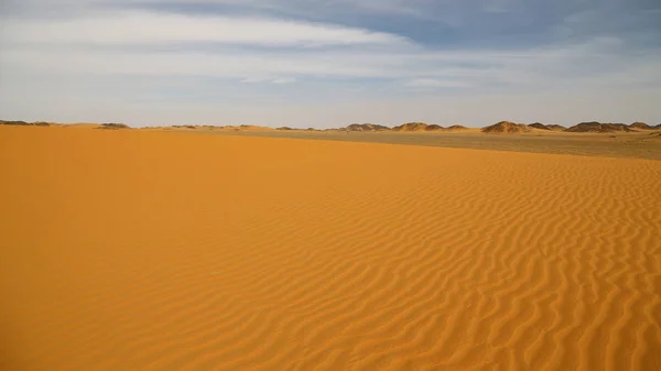 Посеред Пустельної Скелі Доріжки Концепція Дикої Природної Мальовничої Землі — стокове фото