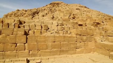 çöl, Berenice, Afrika'nın ortasında siyah Firavunlar antik Tapınağı