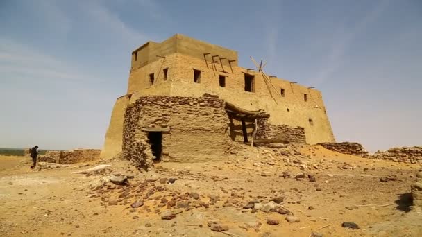 Unidentified People Desert Sudan Africa — Stock Video