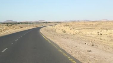 Sudan çöl, Afrika kimliği belirsiz araba