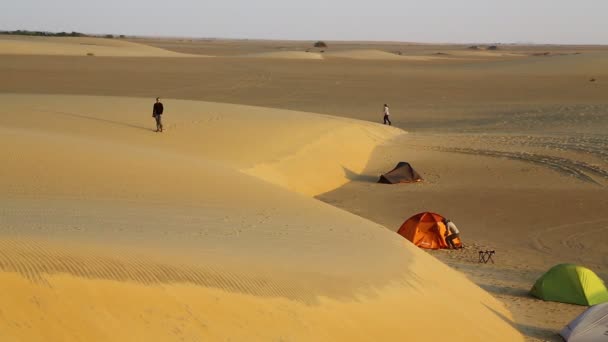 Personnes Non Identifiées Dans Désert Soudan Afrique — Video