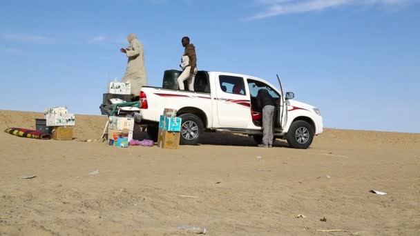 Coche Identificado Desierto Sudán África — Vídeos de Stock