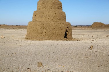 sai adanın nilo ve mezar yakınındaki Nubyeliler Müslüman mezar antik kentinin kalıntıları Afrika Sudan'da
