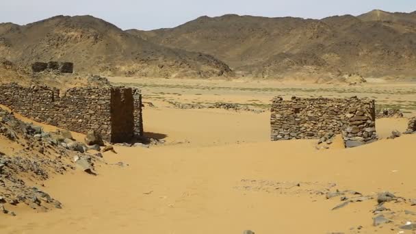 Ruinas del fuerte murrat en la ciudad antigua — Vídeos de Stock