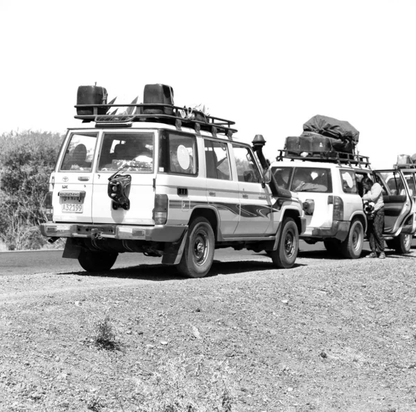 에티오피아 2018 미확인 사람과 사람들의 토지에 자동차 — 스톡 사진