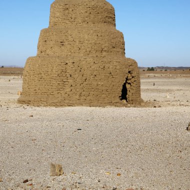 sai adanın nilo ve mezar yakınındaki Nubyeliler Müslüman mezar antik kentinin kalıntıları Afrika Sudan'da