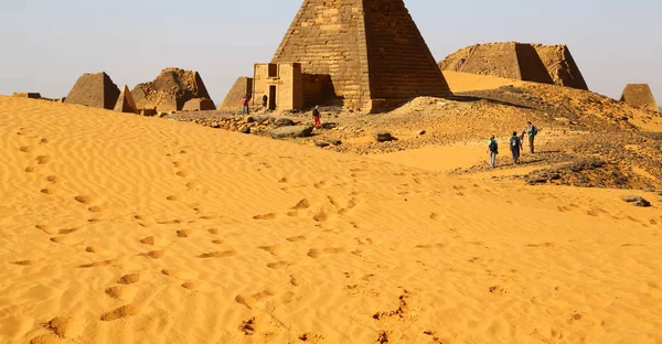 África Sudan Meroe Antigas Pirâmides Dos Faraós Negros Meio Deser — Fotografia de Stock