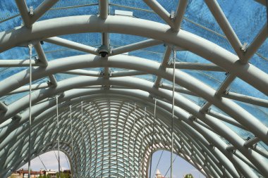   barış modern köprü  