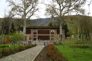  şeki şehirde eski mimari  