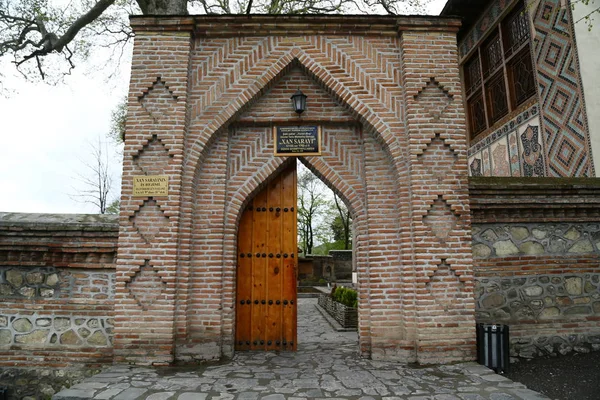 Sheki de oude architectuur in de stad — Stockfoto