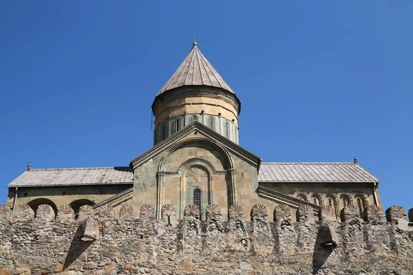 Svetitskhoveli das alte Dorf und die antike chatedral — Stockfoto