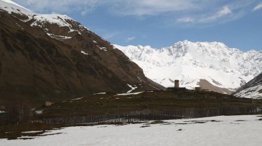 gürcistan mestia eski köyde  