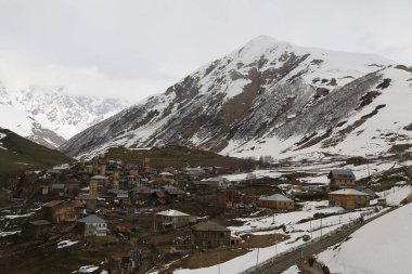 gürcistan mestia eski köyde  