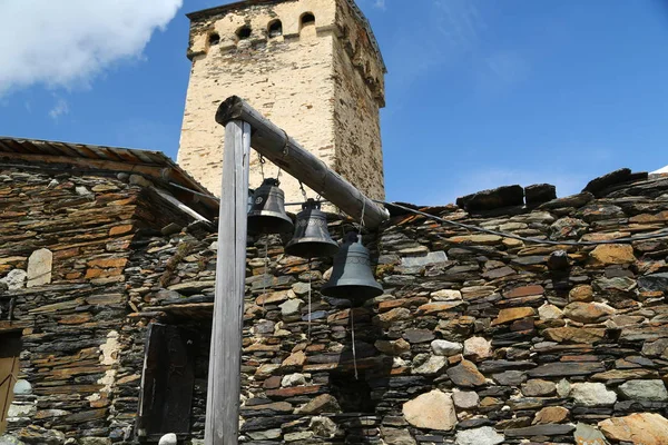 In Georgië Mestia het oude dorp — Stockfoto