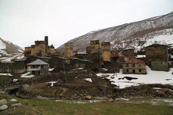 조지아 메스티아 에서 오래된 마을 — 스톡 사진