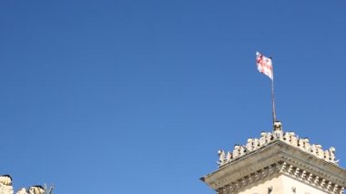 Gori, Gürcistan'da Stalin'in doğum yeri yakınında bina bayrağı